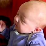 Cum sa calmezi un bebelus plangacios